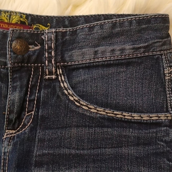 #1174 Maurice's Dark Wash Capris sz 5/6 - Picture 3 of 7